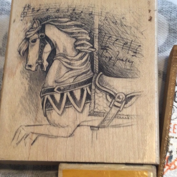 Lot of 23 wooden rubber art stamps. Mixed holidays and other themes. - Picture 2 of 6